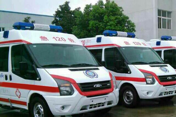 伊通福特救护车
